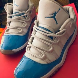 JordanRetro11Low BlueWhiteGrey sz2.5 (gently used)